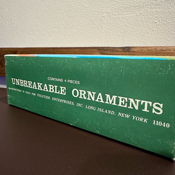 Vintage 60s/70s Yuletide Unbreakable Christmas Ornaments Golden Yellow - Picture 6 of 6